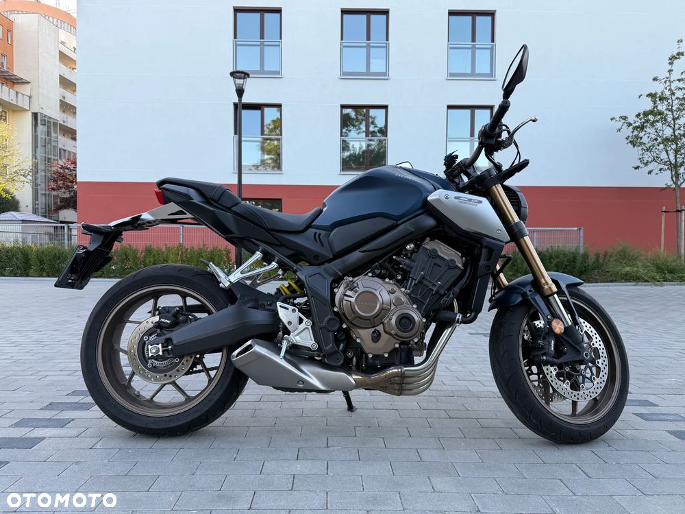 Honda CB - 40