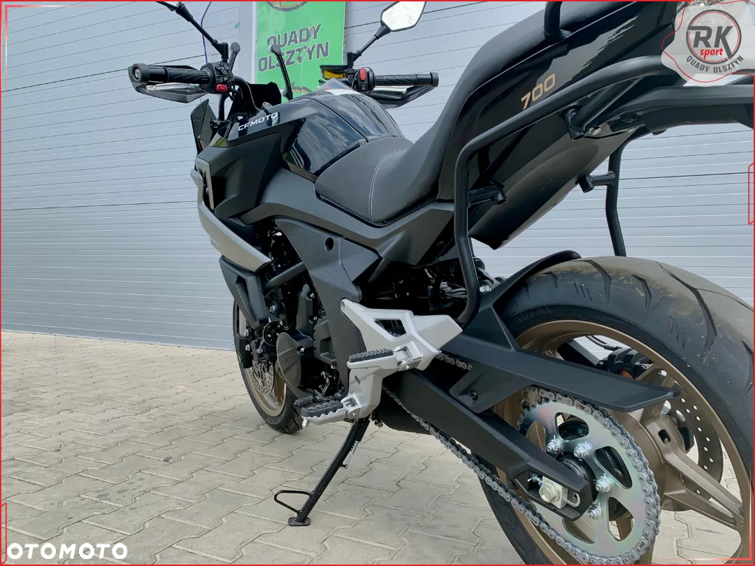 CFMoto MT - 6