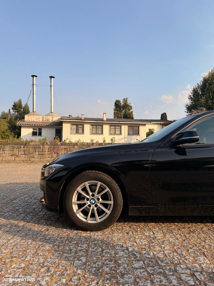 BMW 318 d Auto - 15
