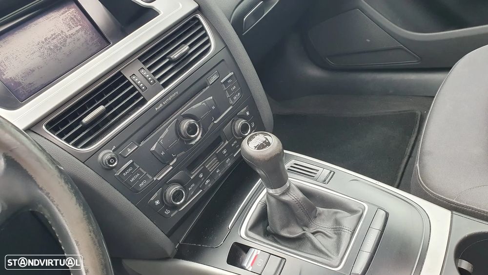 Audi A4 Avant 2.0 TDI Advance - 4