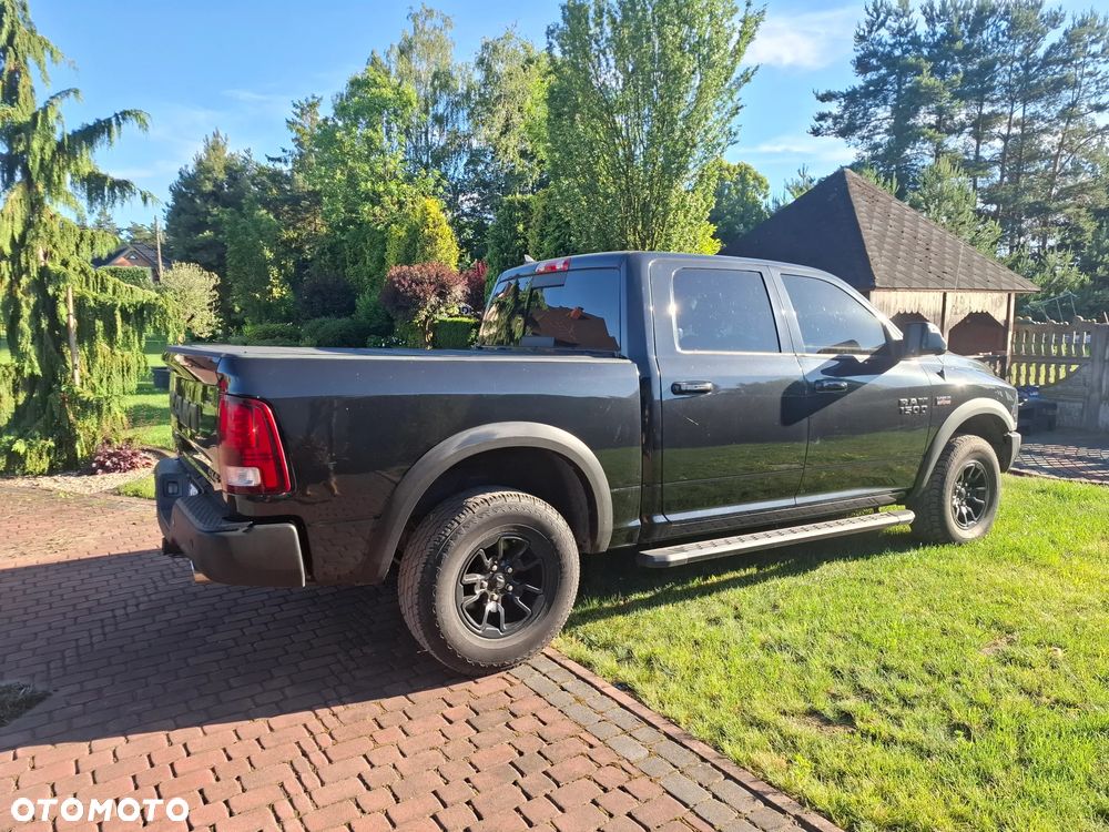 RAM 1500 5.7 Crew Cab Bighorn - 4