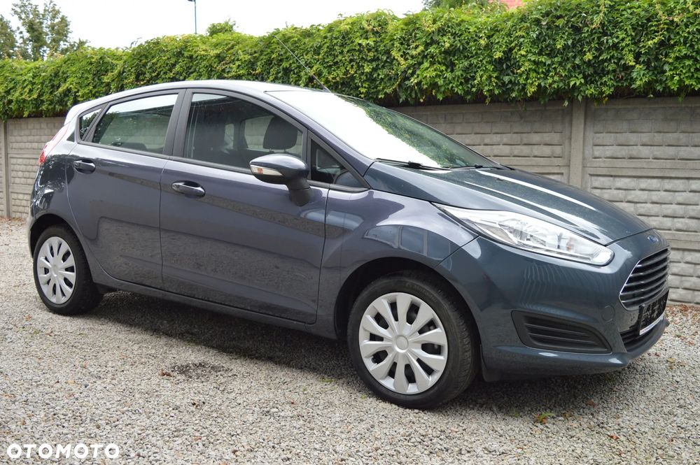 Ford Fiesta - 10