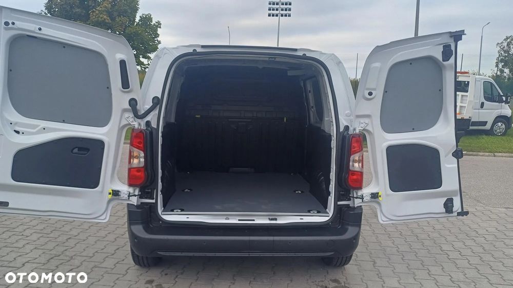 Toyota Proace City - 9