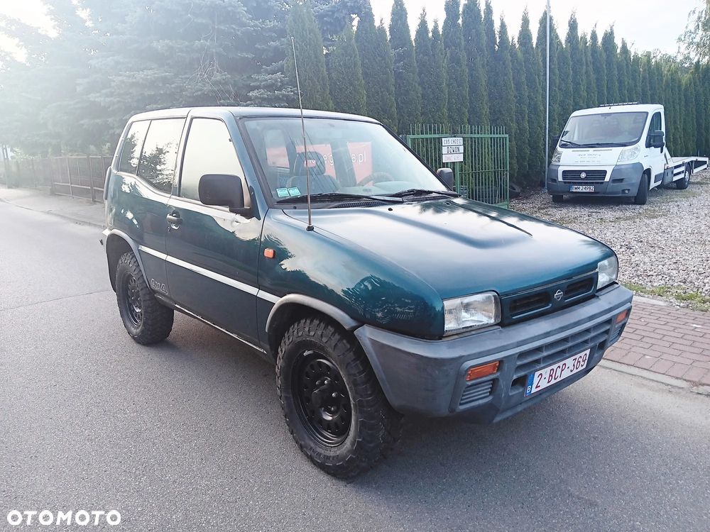 Nissan Terrano 2.4 SR - 14