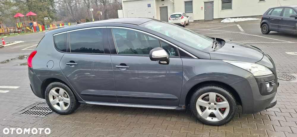 Peugeot 3008 1.6 Allure - 25