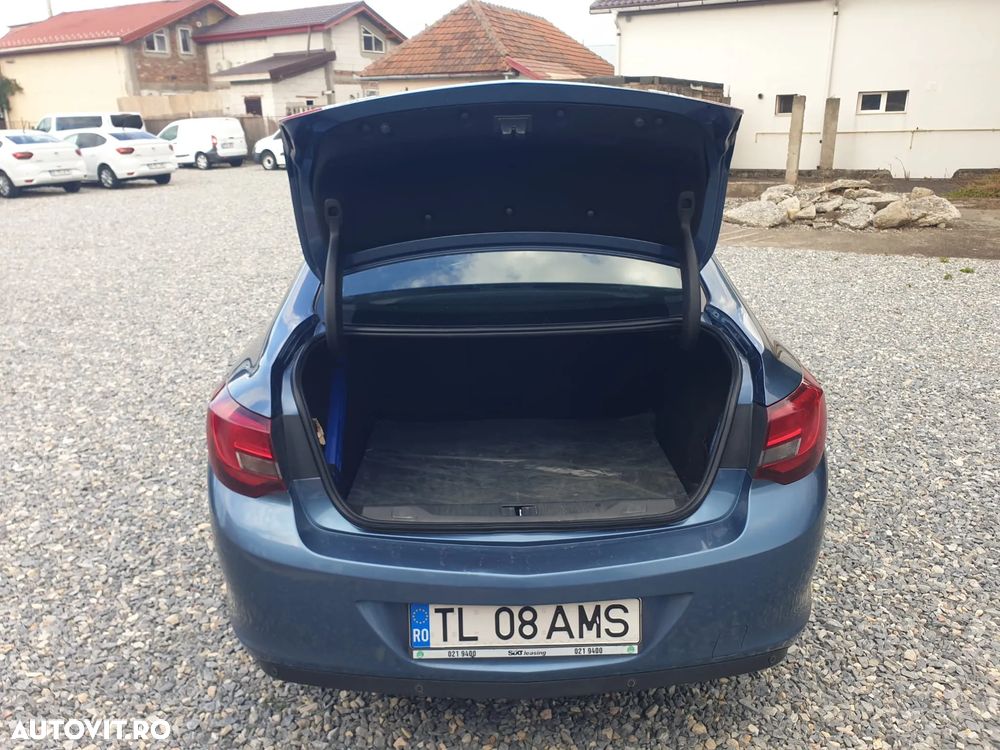 Opel Astra 1.6 CDTI Start/Stop Cosmo - 10