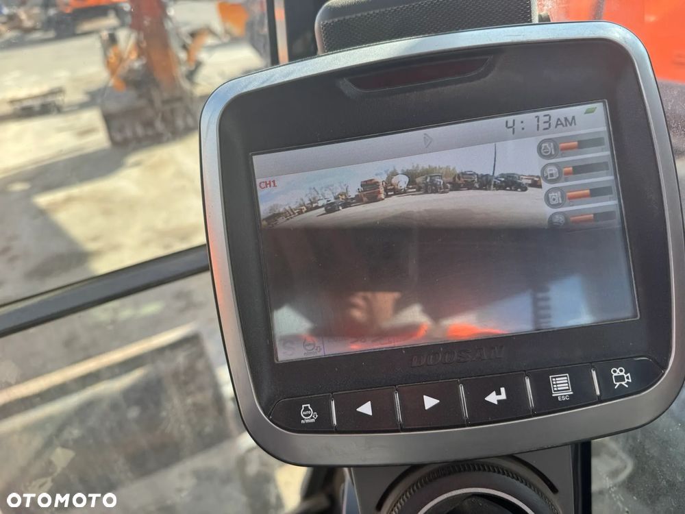 Doosan DX210W - 8