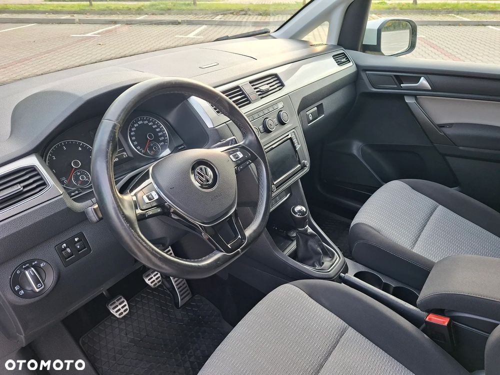 Volkswagen Caddy - 9