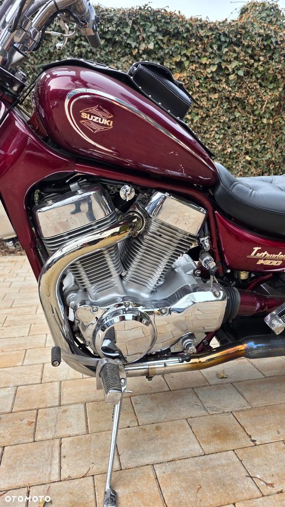 Suzuki Intruder - 5