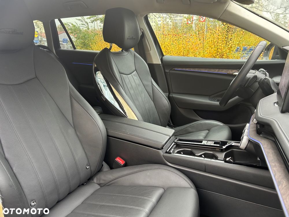 Skoda Superb 2.0 TDI SCR 4x4 L&K DSG - 10