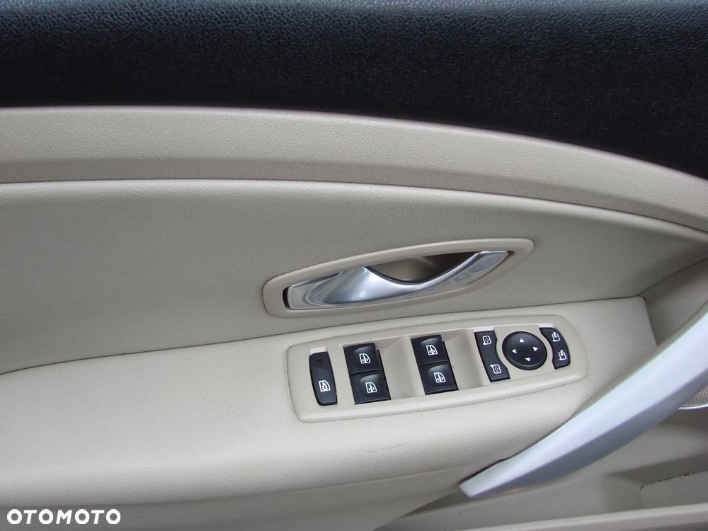 Renault Fluence - 11