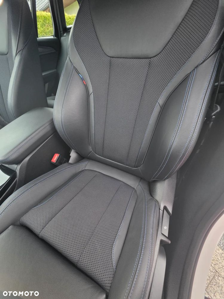 BMW X3 xDrive20i - 20