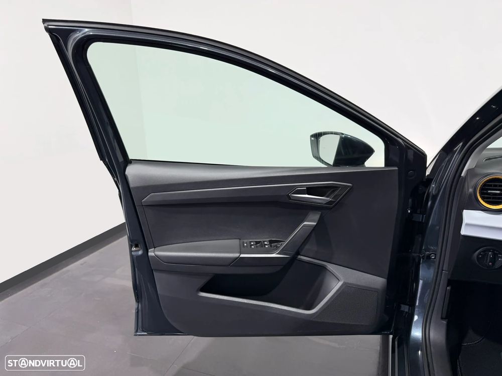 SEAT Ibiza 1.0 Reference - 17