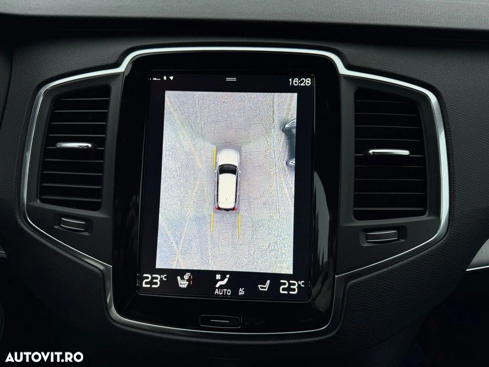 Volvo XC 90 - 30
