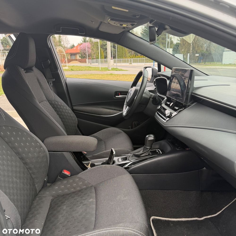 Toyota Corolla 1.8 Hybrid Comfort - 12