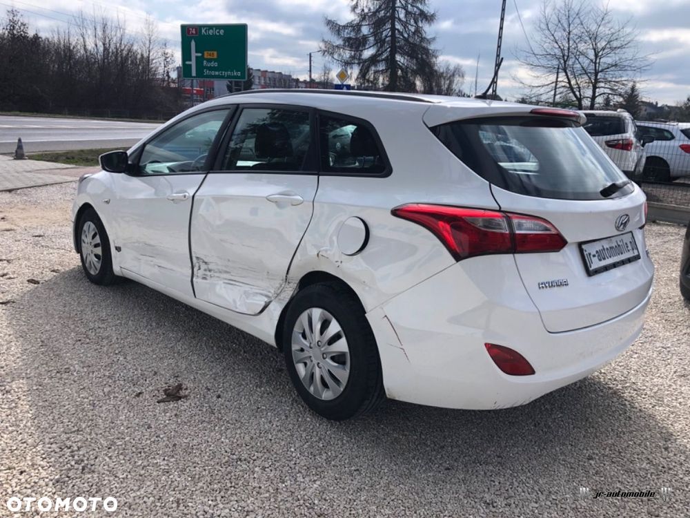 Hyundai i30 1.4 Classic - 4