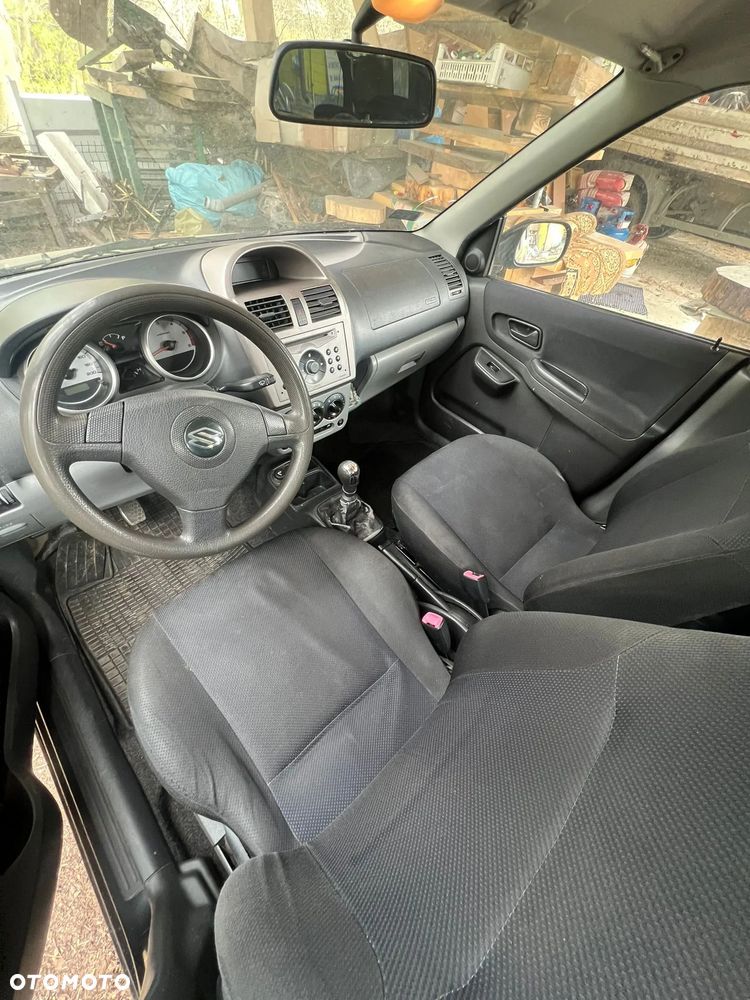 Suzuki Ignis - 2