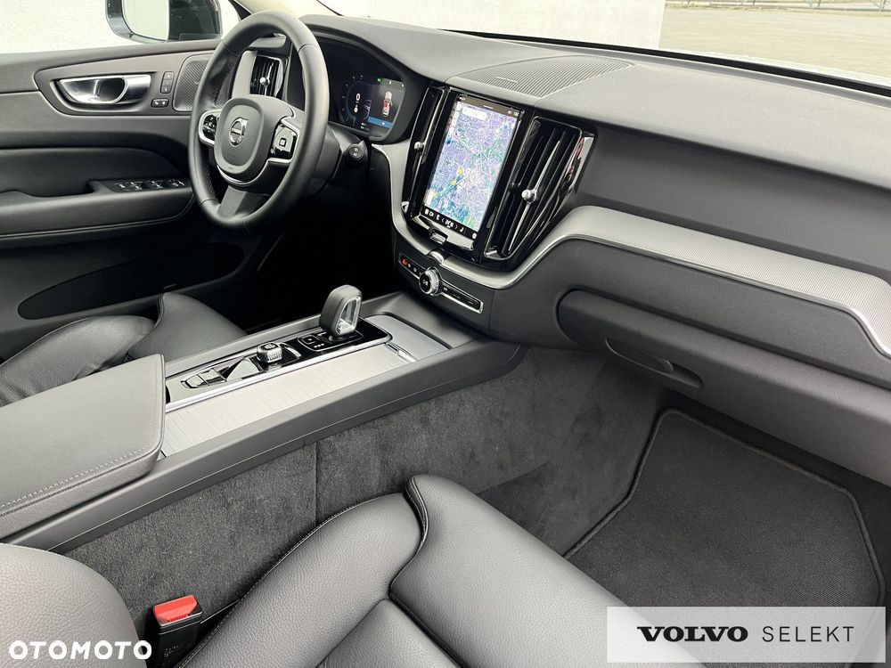 Volvo XC 60 - 32