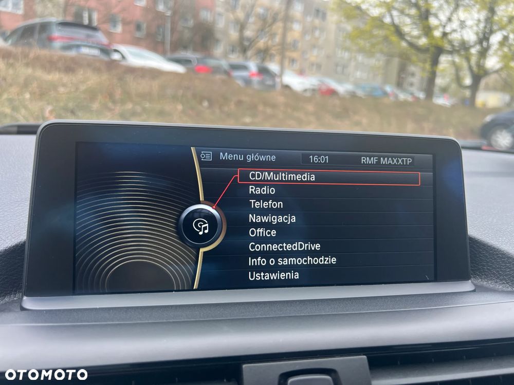 BMW Seria 1 116i Sport Line - 31