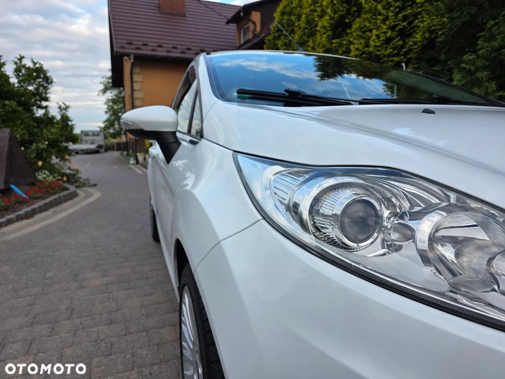Ford Fiesta 1.4 Titanium - 10