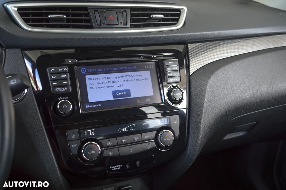 Nissan X-Trail 2.0 dCi Xtronic N-Connecta - 25