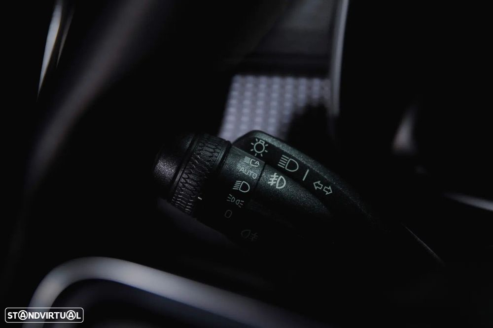 Volvo XC 40 P8 AWD Recharge RDesign - 26