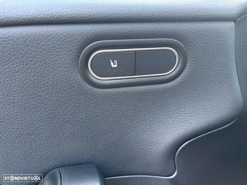 Mercedes-Benz A 200 Standard - 19