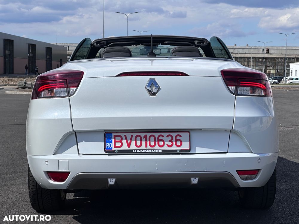 Renault Megane TCe 180 GT - 23