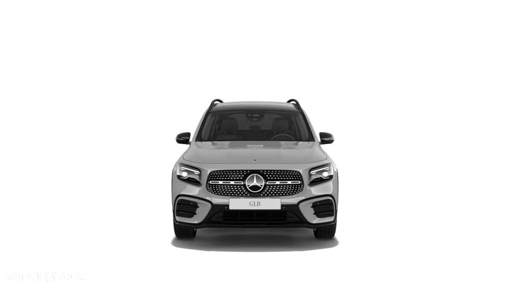 Mercedes-Benz GLB - 3