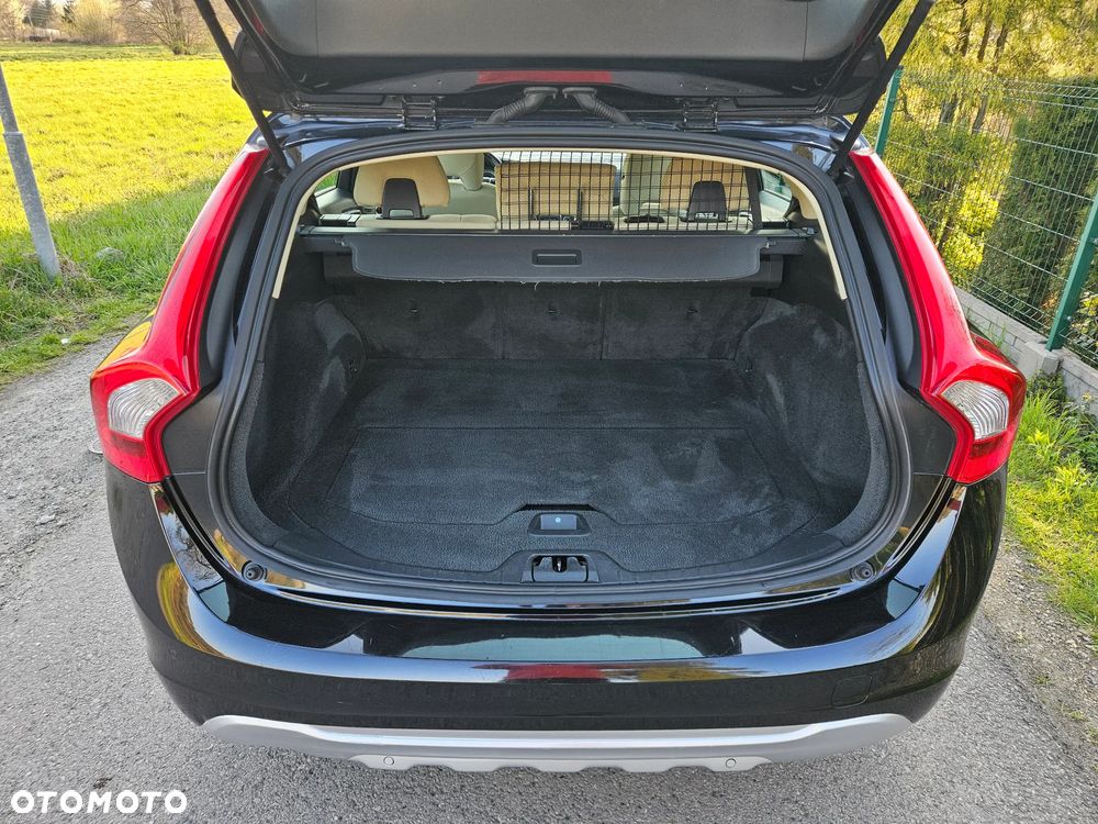 Volvo V60 D4 Momentum - 22