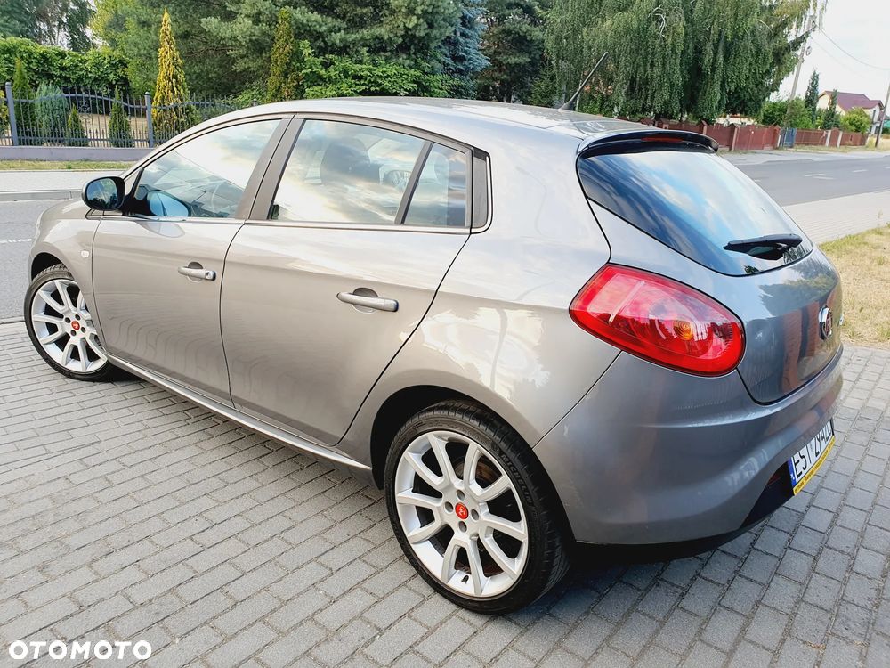 Fiat Bravo 1.4 T-JET 16V Dynamic - 17