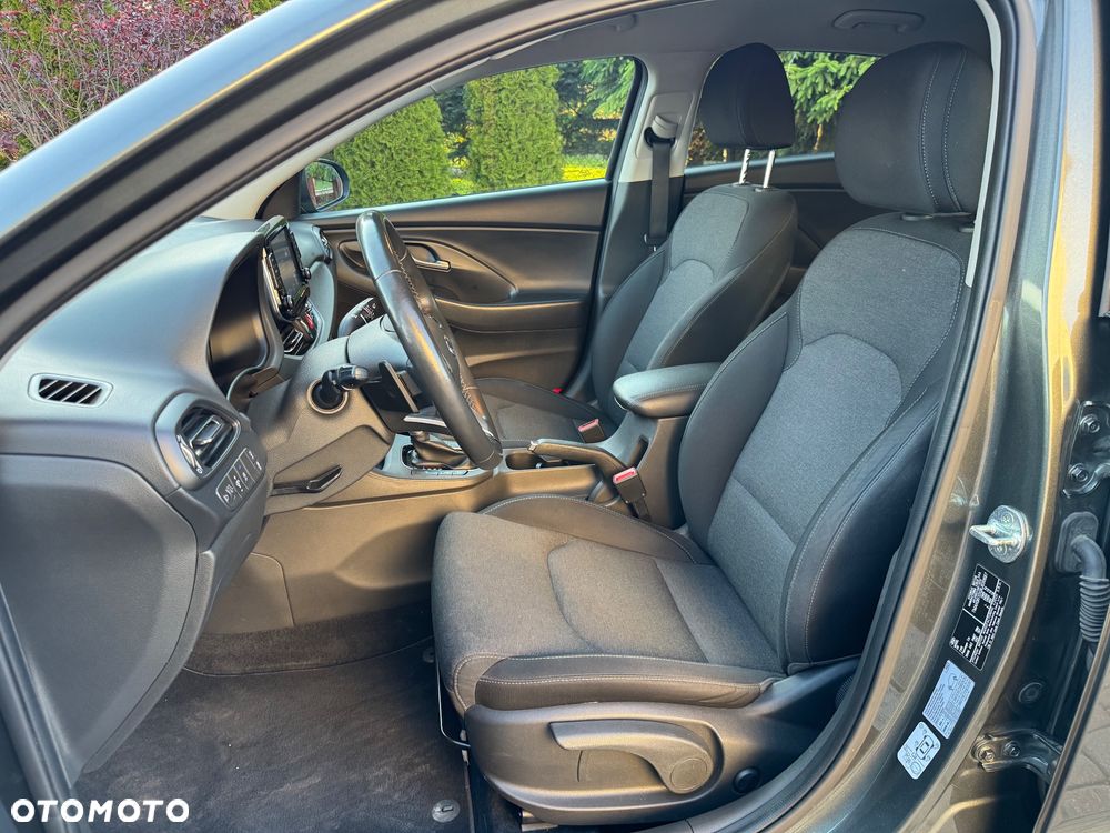 Hyundai i30 1.5 T-GDI 48V Comfort DCT - 22