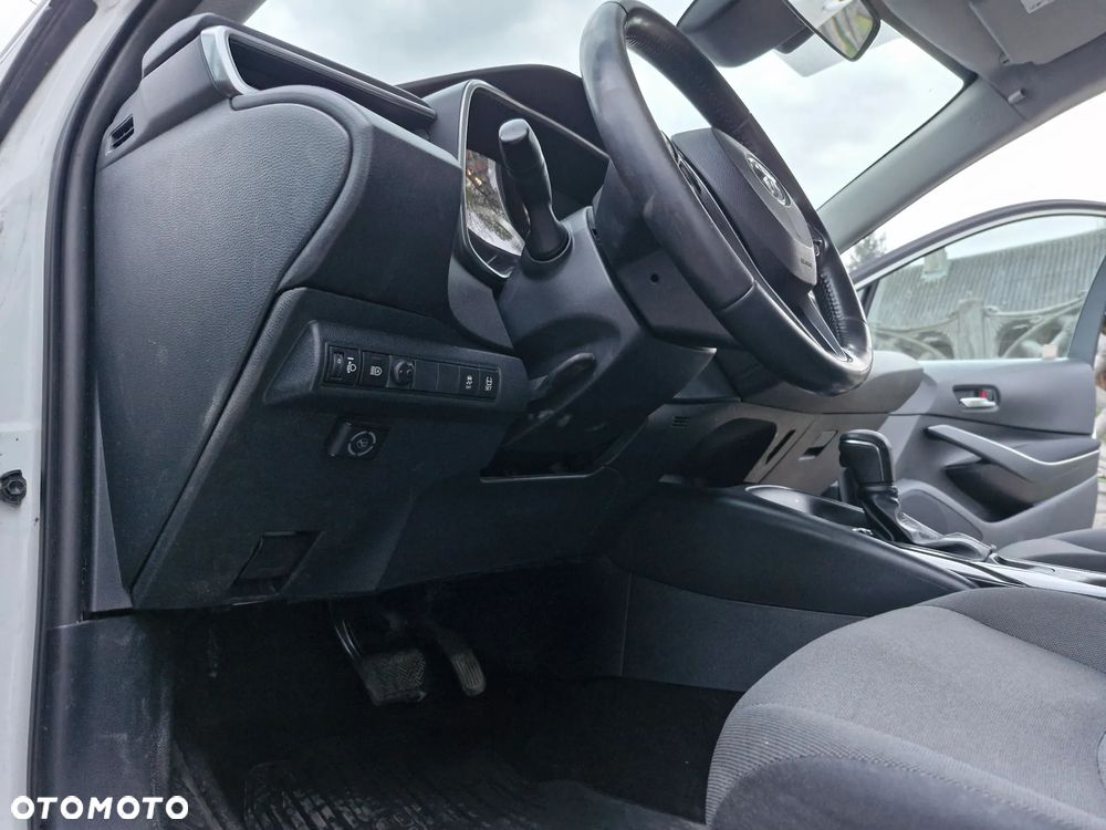 Toyota Corolla 1.8 Hybrid Comfort - 6