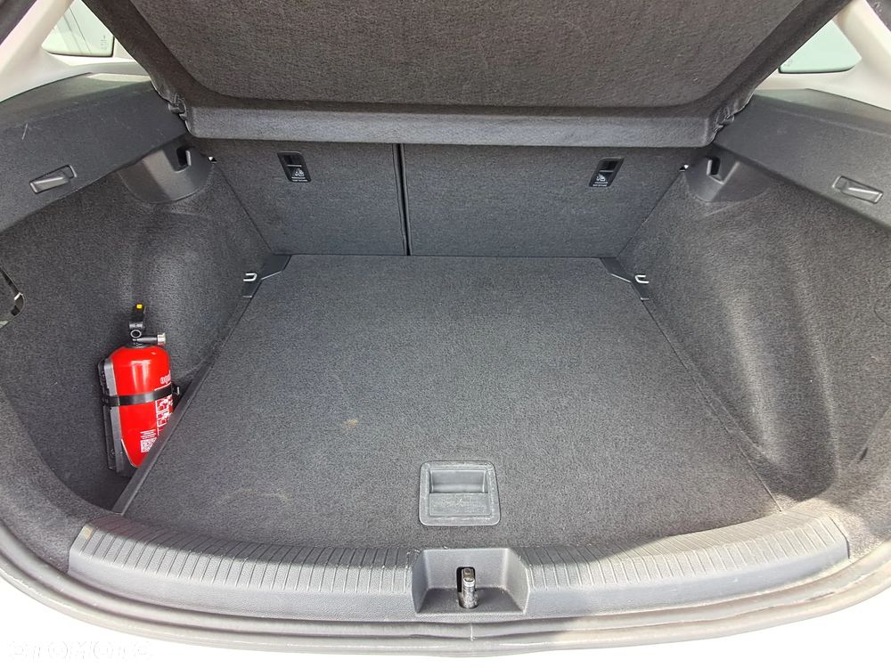 Volkswagen Taigo 1.0 TSI Life DSG - 14