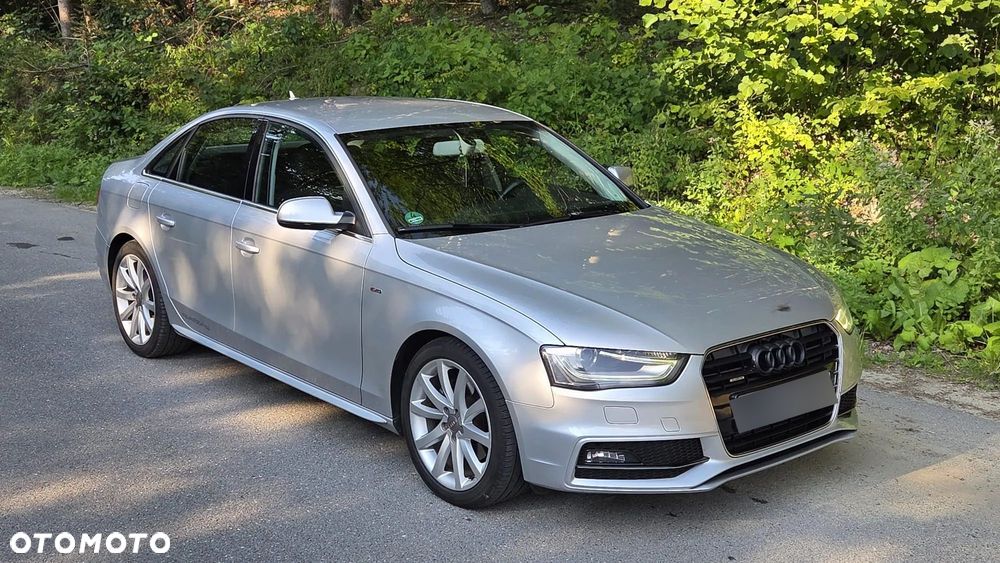 Audi A4 Limousine 2.0 TDI DPF quattro S line Sportpaket - 11