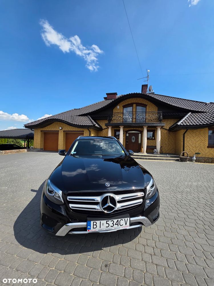 Mercedes-Benz GLC - 27