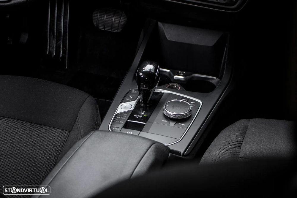 BMW 116 d Advantage Auto - 35