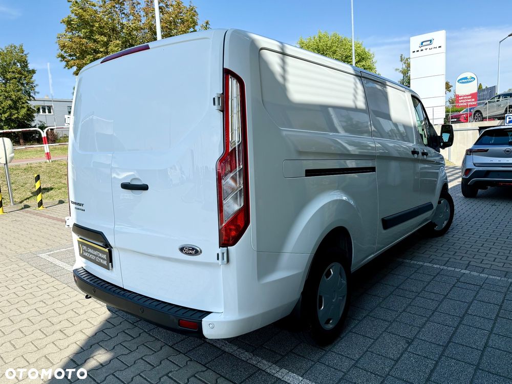 Ford TRANSIT CUSTOM - 4