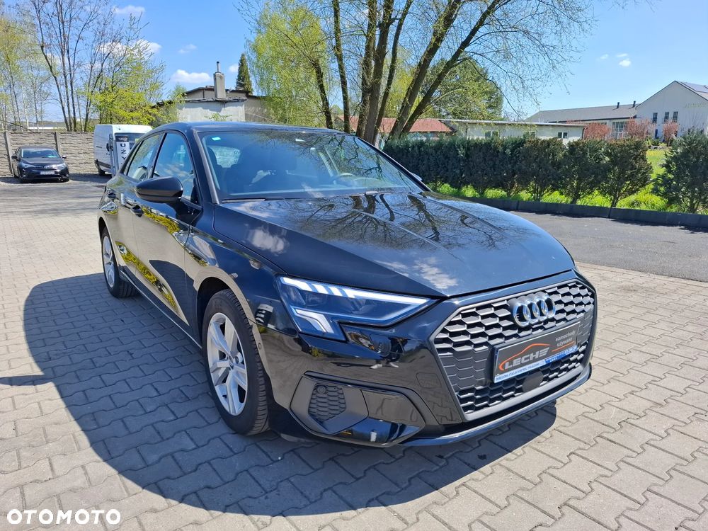 Audi A3 Sportback - 3