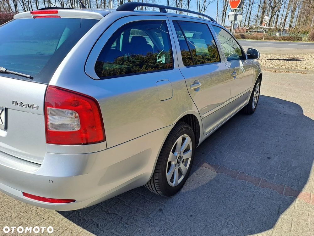 Skoda Octavia 1.8 TSI IMPULS EDITION - 11