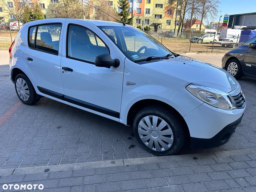 Dacia Sandero - 9