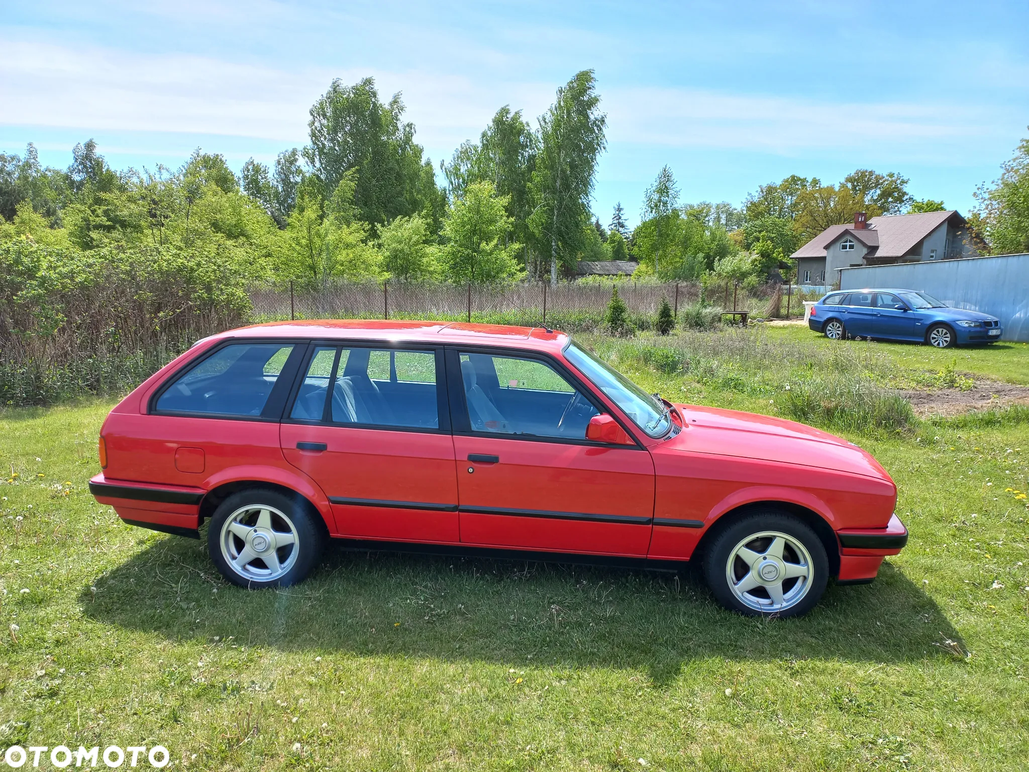 BMW Seria 3 318i Touring - 9
