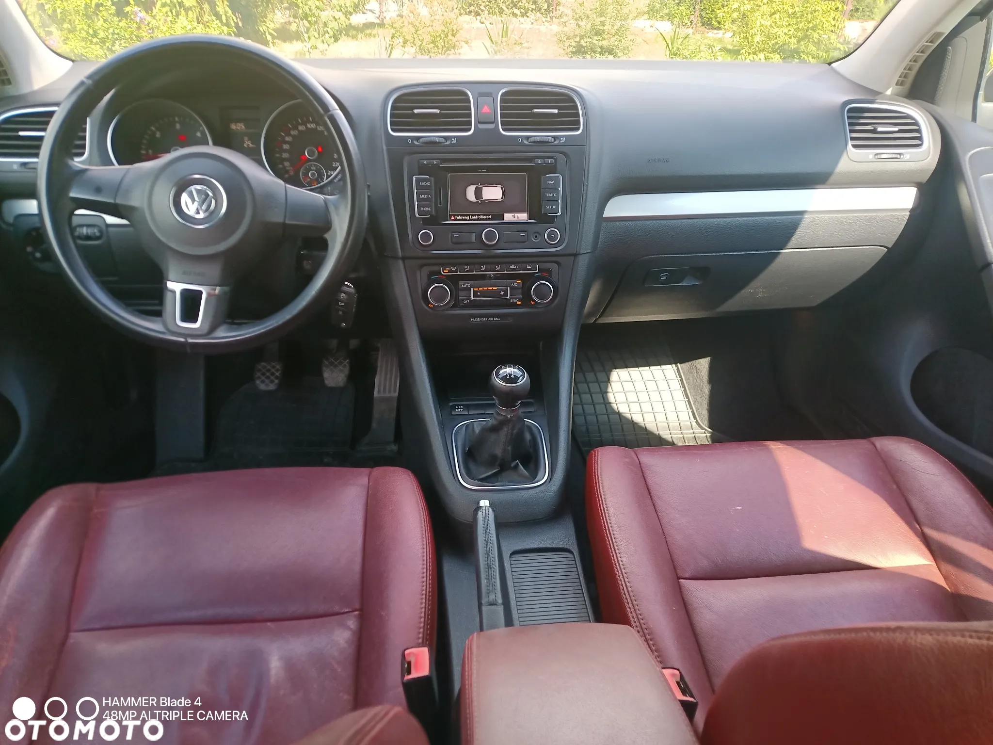 Volkswagen Golf - 12