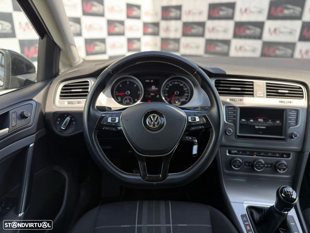 VW Golf 2.0 TDI Highline - 22