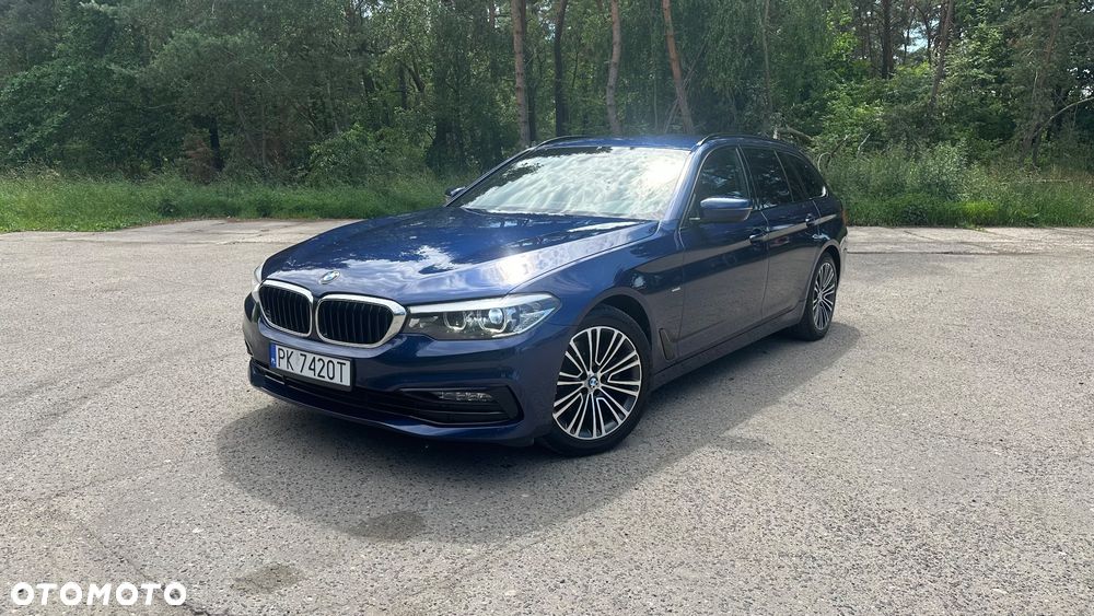BMW Seria 5 520d Sport Line - 2