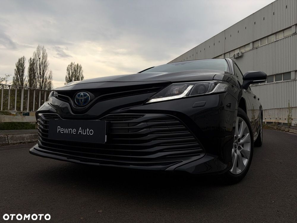 Toyota Camry 2.5 Hybrid Comfort CVT - 2