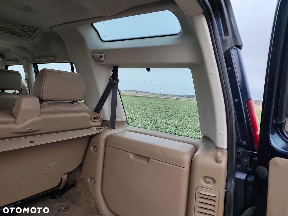 Land Rover Discovery - 25