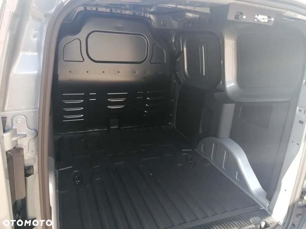 Ford Courier VAN - 8