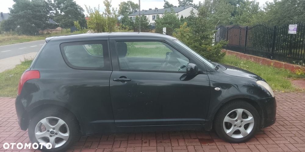 Suzuki Swift - 5