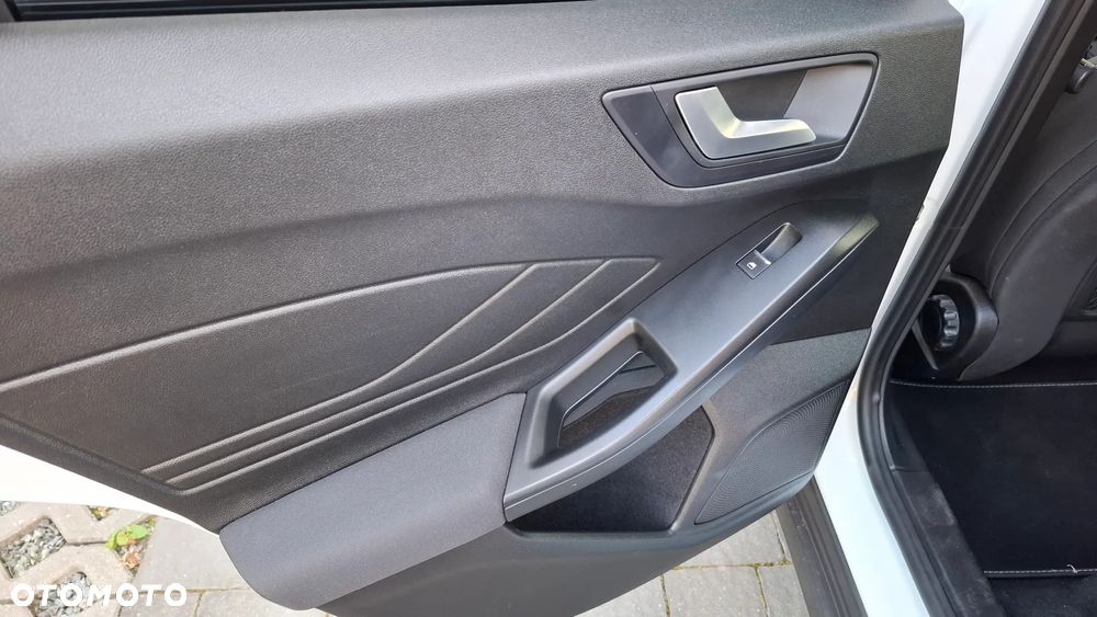 Ford Focus 1.5 EcoBlue Trend Edition Business - 11